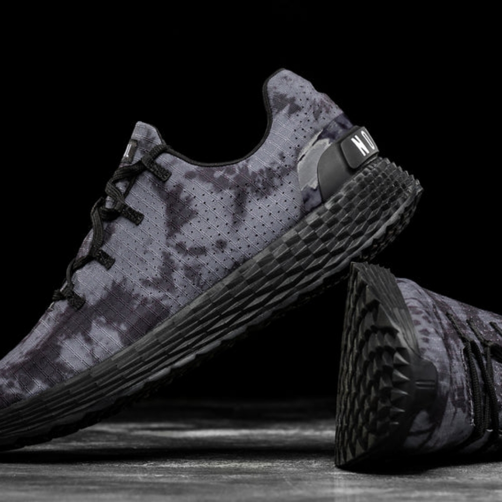 NOBULL black tie dye runner size 7